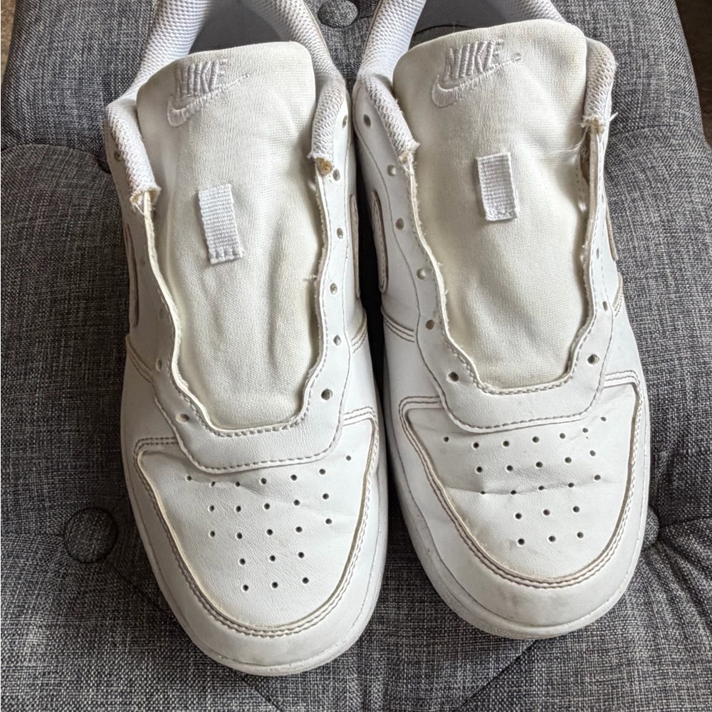 Nike Big Boys Off-White Sneakers with out shoelaces